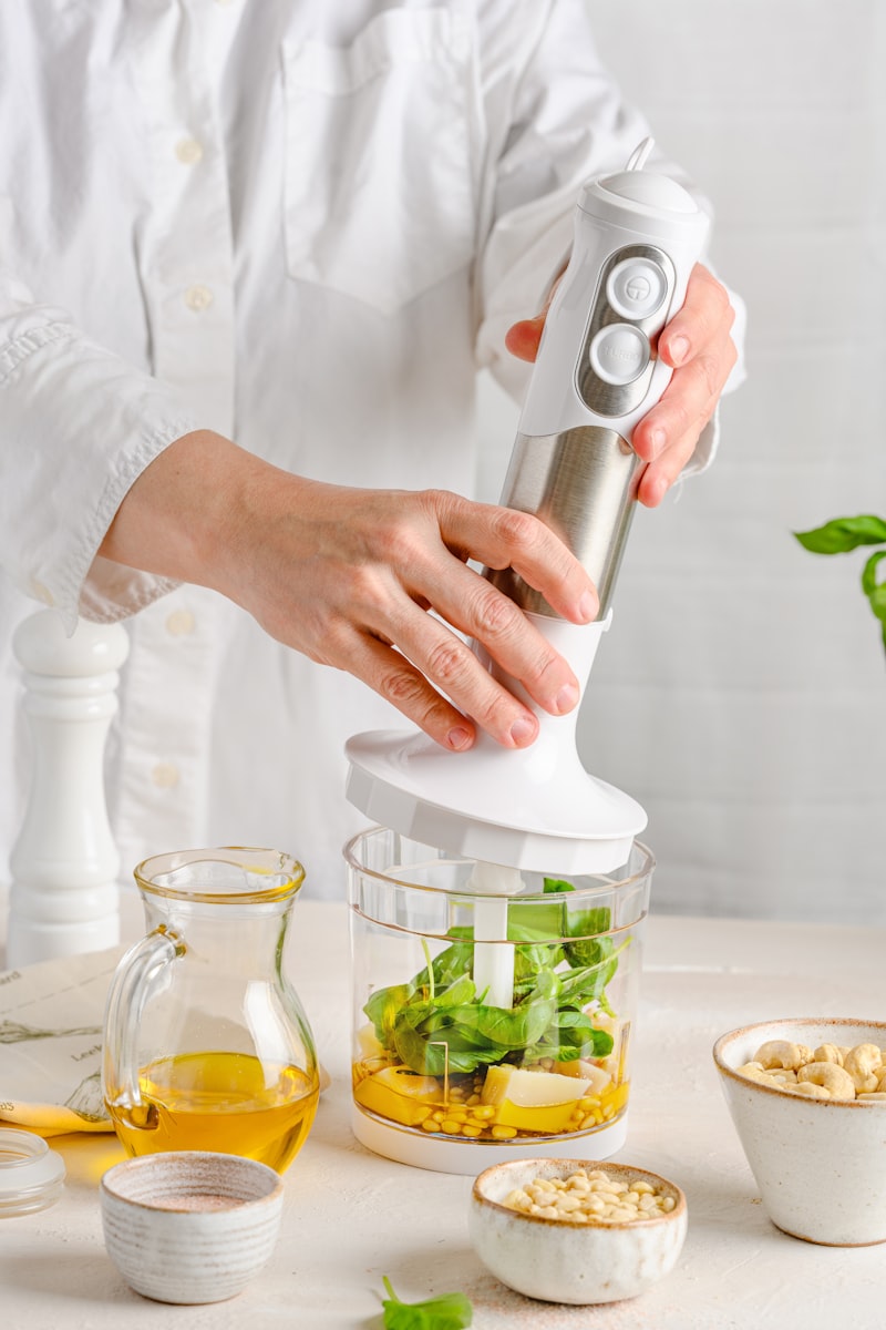 Portable Blender Cup with fresh smoothie